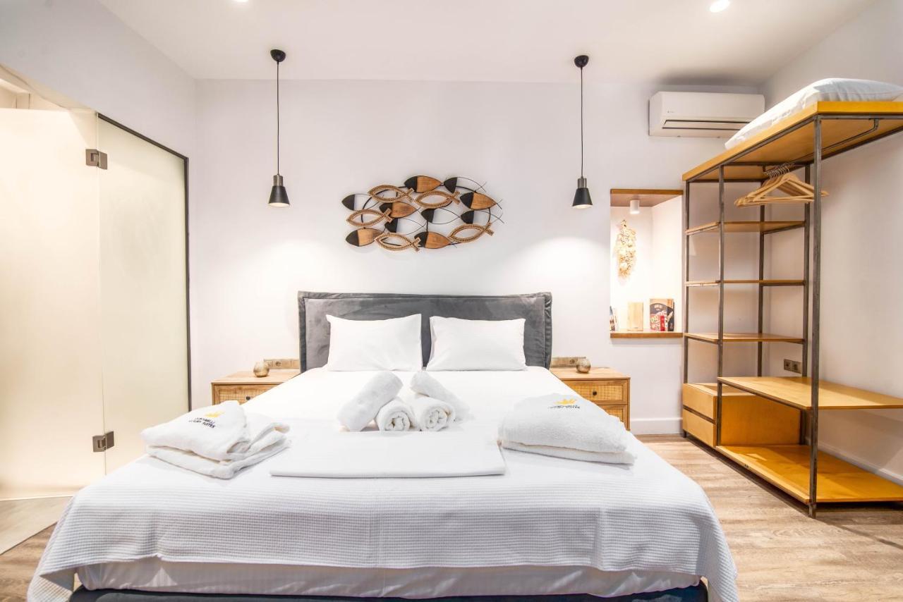 Curcumelli Luxury Suites - Πορτονι 2 コルフ島 エクステリア 写真